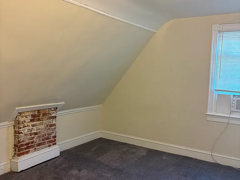 120 Argyle Rd #2 — Photo 8