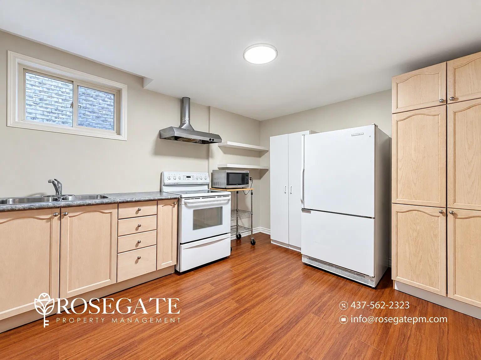1935 Romina Court Innisfil — Photo 2