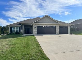 200 E Daniel St, Columbia, MO 65202