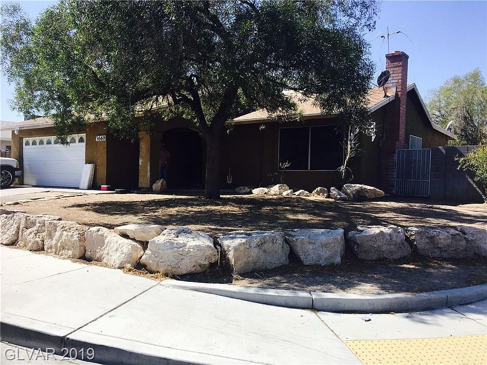 1st image of 3669 Redwood St
