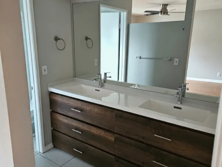 4121 Alabar Way — Photo 5