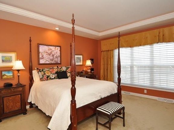5th image of 6183 N Lake Dr