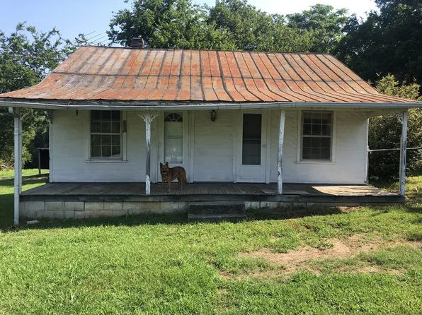 1873 Newcut Rd, Columbia, TN 38401