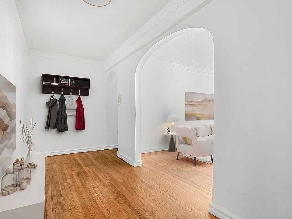 1st image of 4301 46th St APT 1J