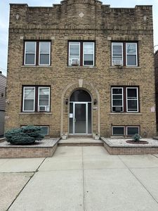324 Danforth Ave, Jersey City, NJ, 07305