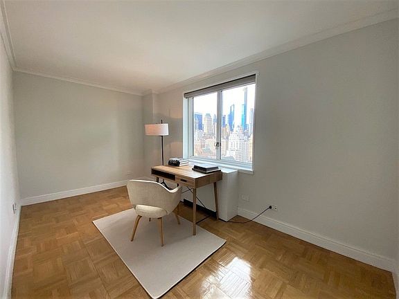 5th image of 165 E 66th St APT 18D