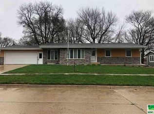 1519 E 3rd St, Sheldon, IA 51201