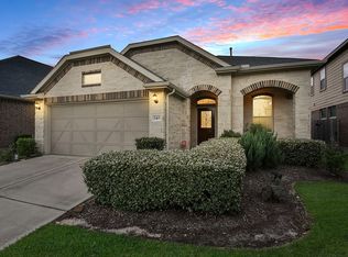 2415 Village Lakes Dr, Katy, TX 77493