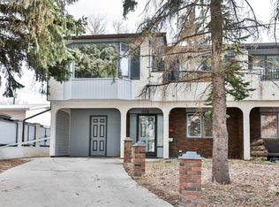 1108 10th Ave N, Lethbridge, AB T1H1K1