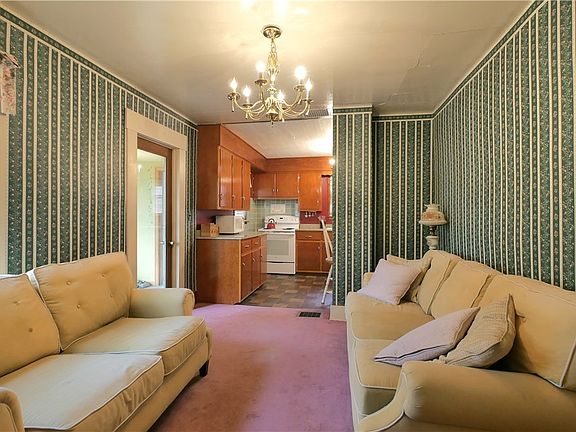 2nd image of 3579 Echo Hill Rd