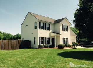 100 Dawnview Ln, Waxhaw, NC 28173