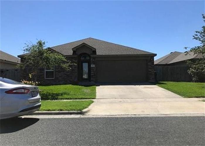 1st image of 6827 Fox Hill Dr