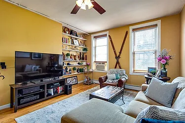 621 Willow Avenue, #4L