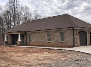 150 Kiser Dairy Rd, Dallas, NC 28034