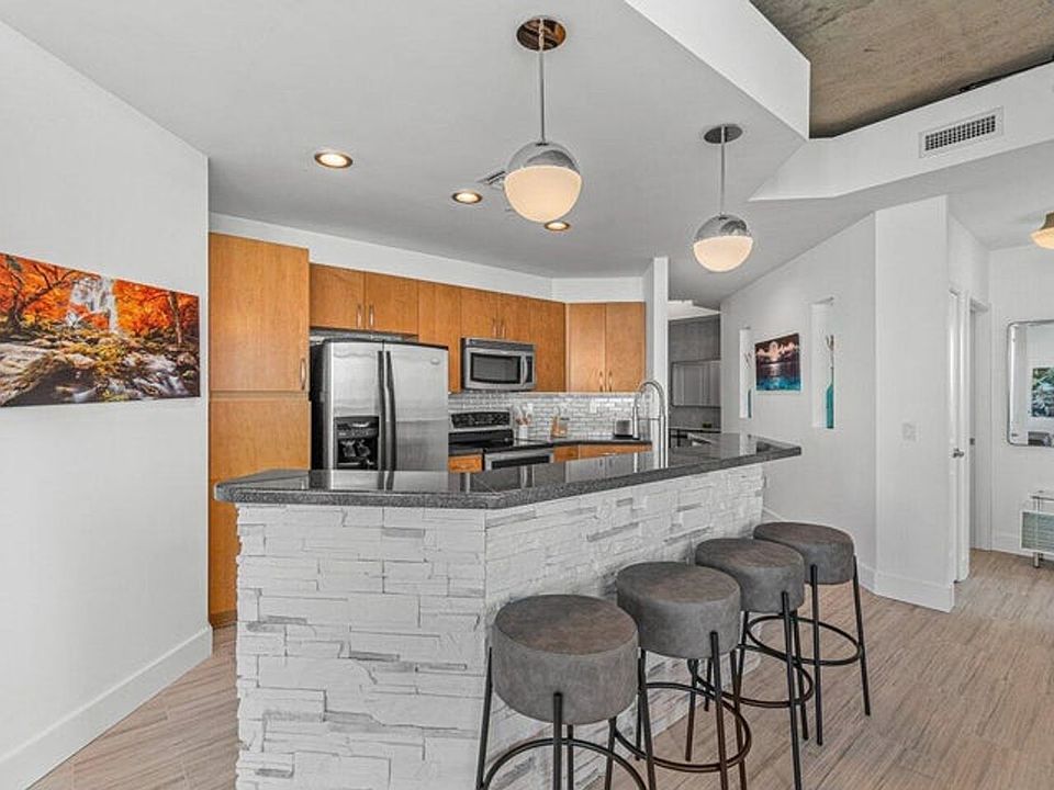 1st image of 300 S Australian Ave Unit 1520