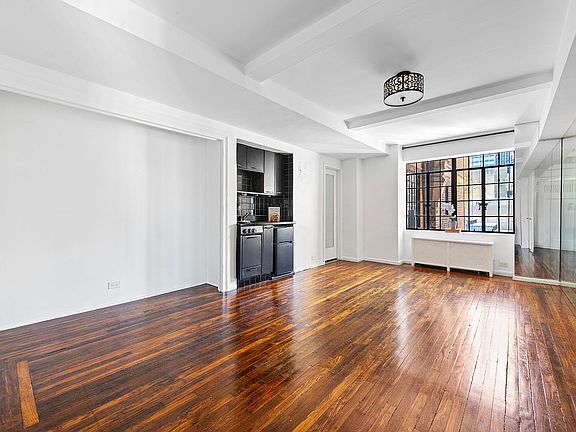 2nd image of 45 Tudor City Pl APT 1808