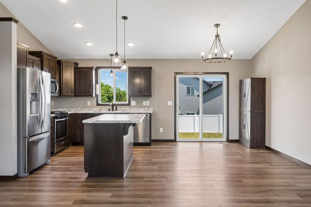 1080 Mitchell Ave, Clearwater, MN - More