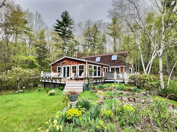 30 Ridgeway Drive, Newbury, NH 03255