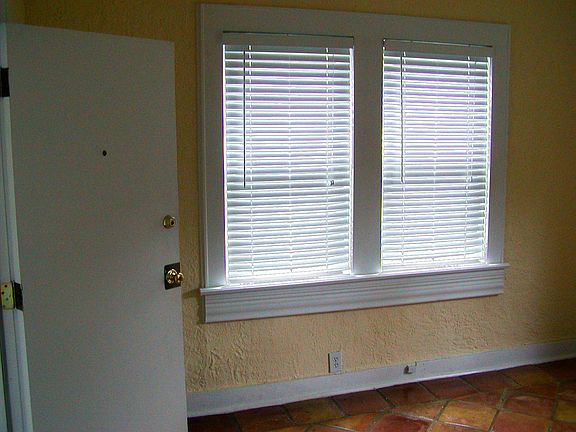 3rd image of 323 Carleton Ct APT 5