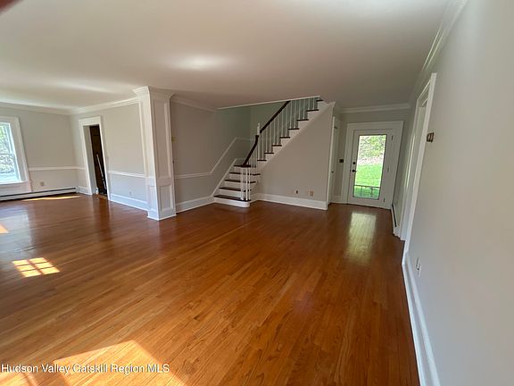 2nd image of 810 New York 343