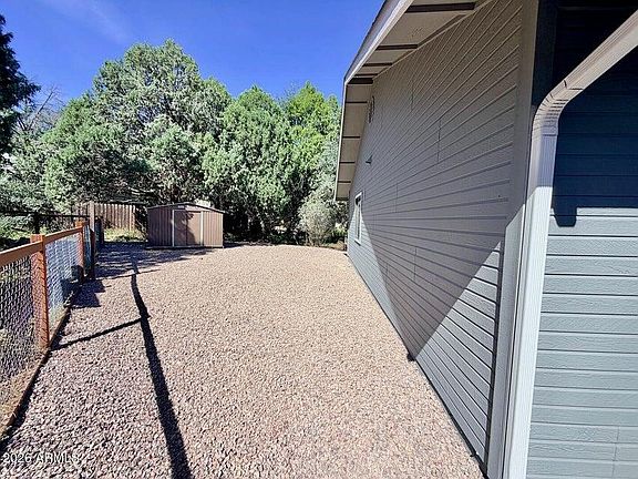 5th image of 817 W Payson Pkwy