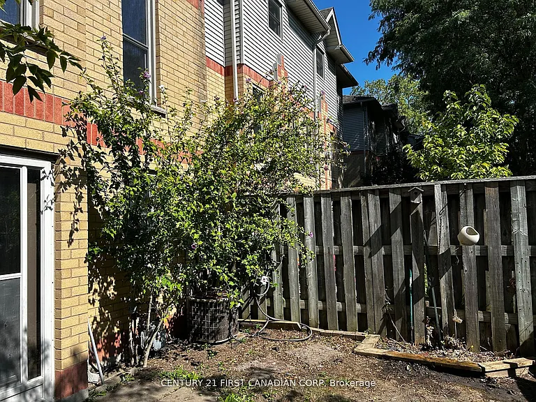 1199 Hamilton Rd #4 — Photo 42