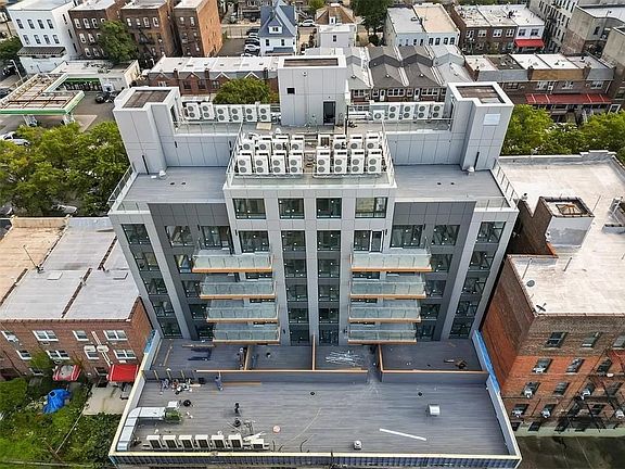 4th image of 8800 Bay Pkwy #3C