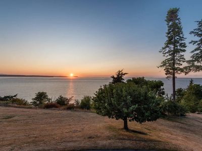 3410 Smugglers Cove Rd, Greenbank, WA, 98253