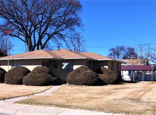 882 3rd St, Chappell, NE 69129