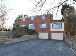 1131 Arrowood Dr, Pittsburgh, PA 15243