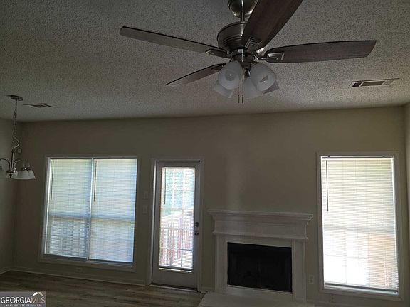 3rd image of 164 Madeline Ct