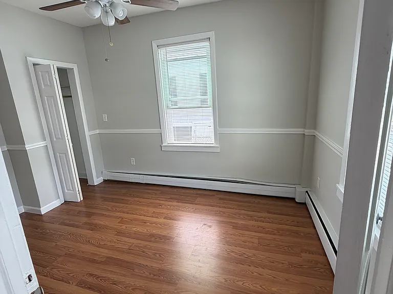 35 Catherine St #1 — Photo 11