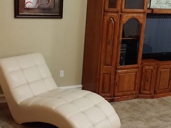 2nd image of 1809 White Tail Dr