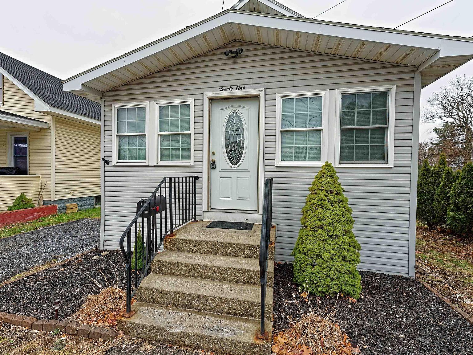 21 CROMER Avenue, Schenectady, NY 12304 Zillow