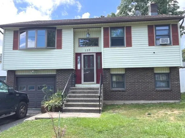 137 Holroyd Street, Bridgeport, CT 06606