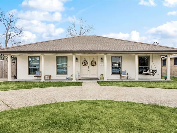 501 Moncla Ave, Belle Chasse, LA 70037