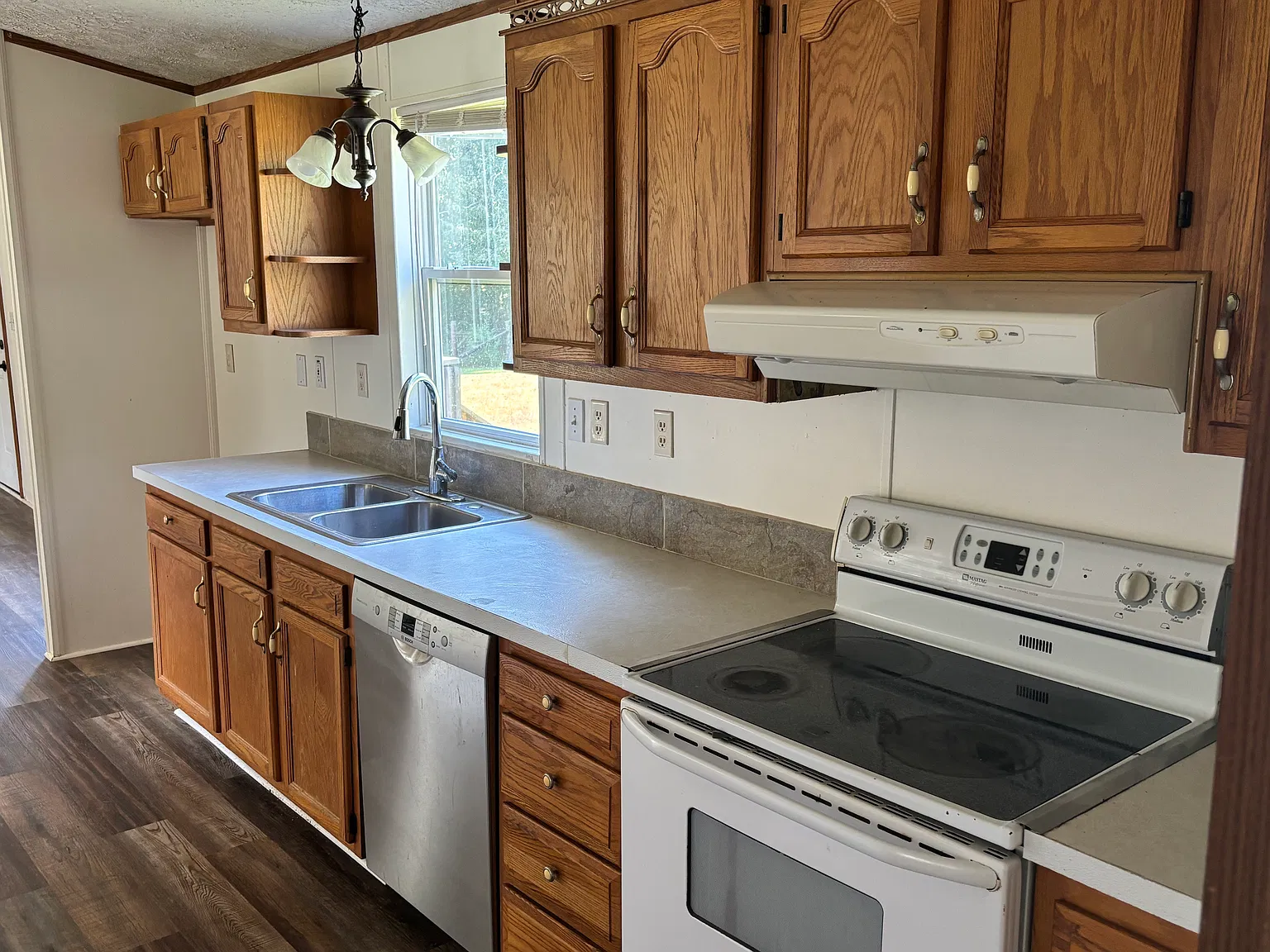 3 bed, 1180 sqft, $1,500 — Photo 4
