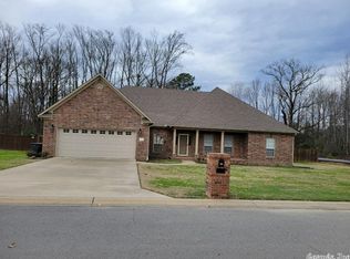 100 Cedar Fence Dr, Beebe, AR 72012
