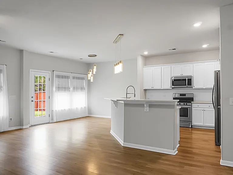210 Daniels Creek Cir — Photo 20