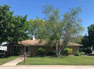 1046 6th St SE, Mason City, IA 50401