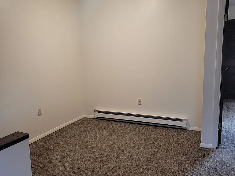 Tanglewood Apartments — Photo 24