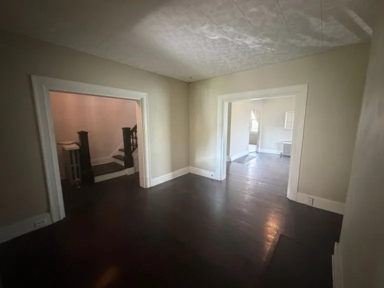 75 Craighead St — Photo 5