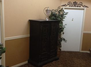 122 N Main St APT 2, Waynesville, NC 28786