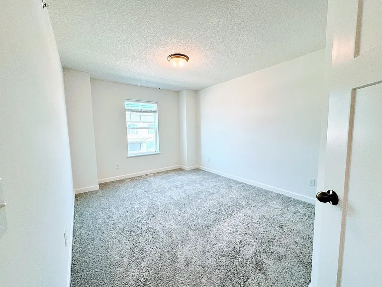 Upper Level - Bedroom 3