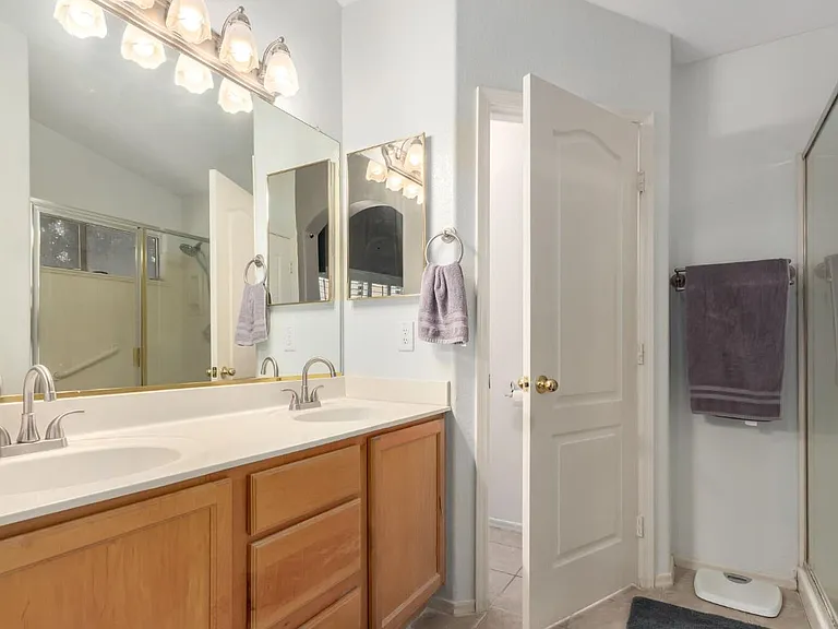 17402 N Chance Dr — Photo 11
