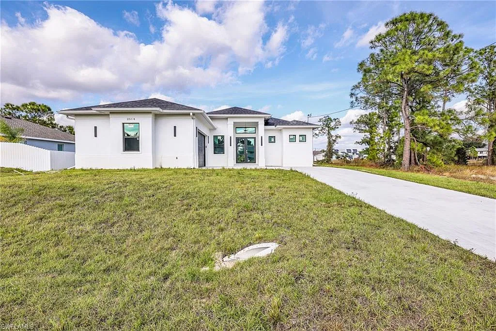 3 bed, 2.0 bath, 1633 sqft, $2,000 — Photo 4