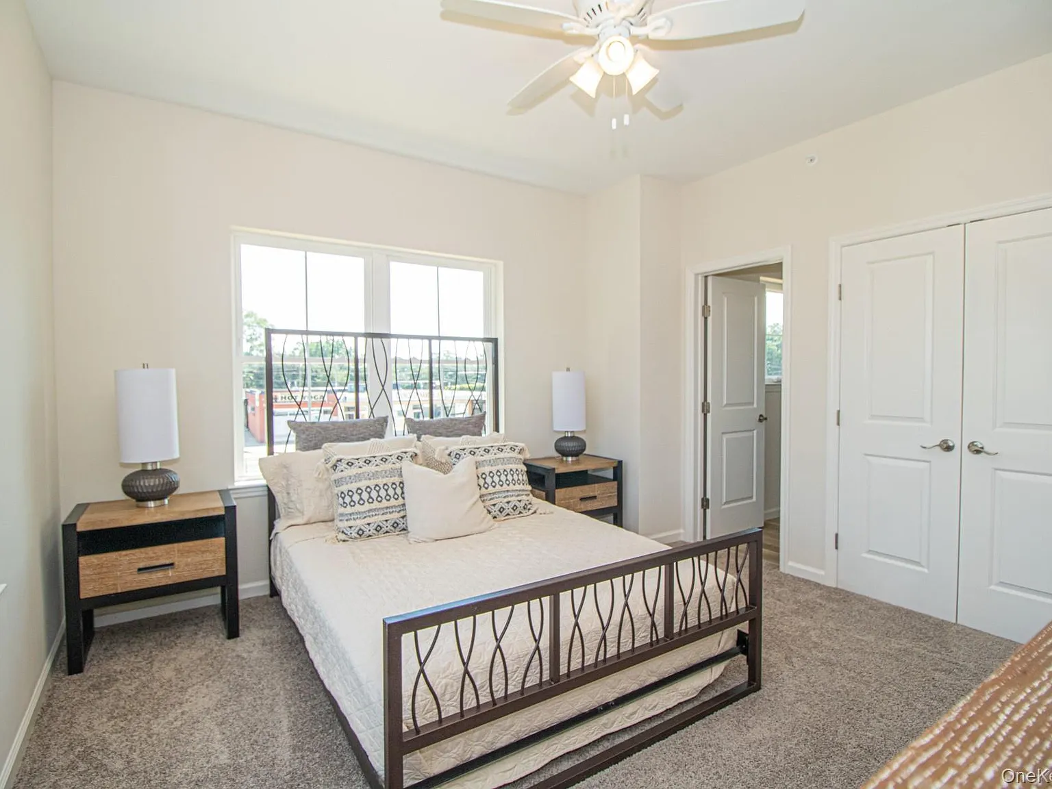 2 bed, 2.0 bath, 1200 sqft, $3,500 — Photo 4