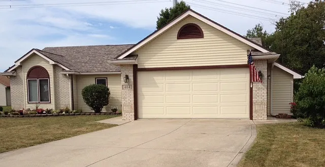 404 Sunrise Ct photo 1