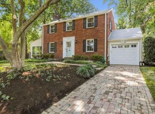 5200 Glenwood Rd, Bethesda, MD 20814