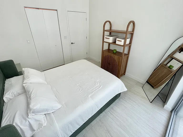 77 SE 5th St #511 — Photo 7